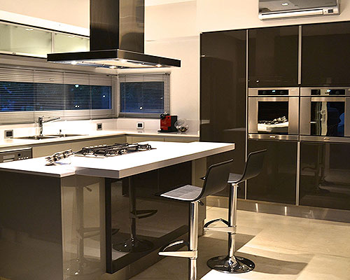 Cocina Johnson Gofratto Alto Brilla - Obra por ArkMobili