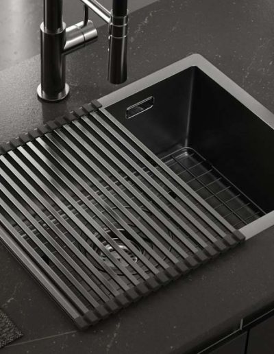 Piletas para Cocina Johnson Acero Línea Signature Modelo Enkel 55 Gun Black Nano PVD - Catálogo de ArkMobili